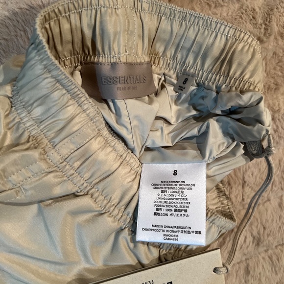 Fear of God Essentials Kids Track Shorts Size M - Picture 3 of 14